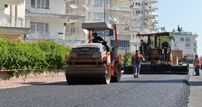 Muratpaşa’dan Şirinyalı Mahallesinde asfalt çalışması