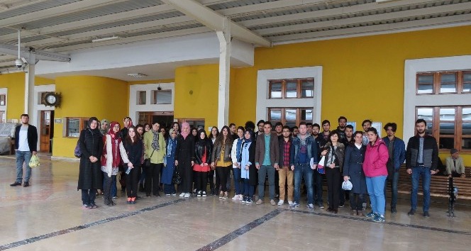 CÜ Mimarlık Fakültesi öğrencileri Divriği’yi gezdi