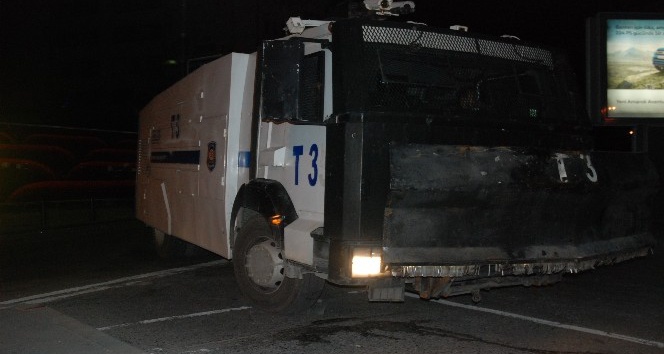 Taksim Meydanı’nda 1 Mayıs sabahında güvenlik önlemleri arttırıldı