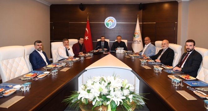 Başkan Yazıcı, Anadolu yakası belediye başkanlarını Tuzla’da ağırladı