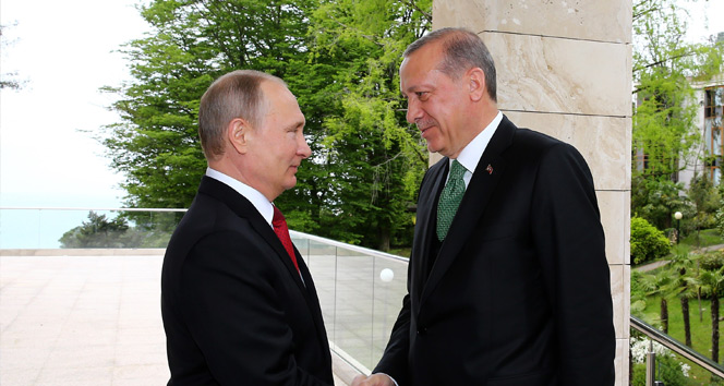 Rusya, Erdoğan&#039;ı zafer bayramına davet etti