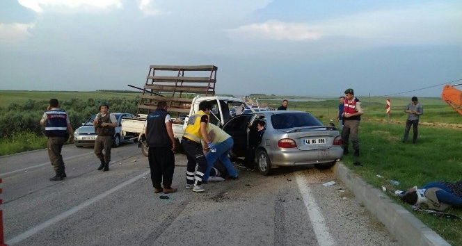 İmamoğlu’nda trafik kazası; 4 yaralı
