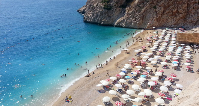 Kültür ve Turizm Bakanlığı beş yıldızlı ücretsiz halk plajları serisine devam ediyor