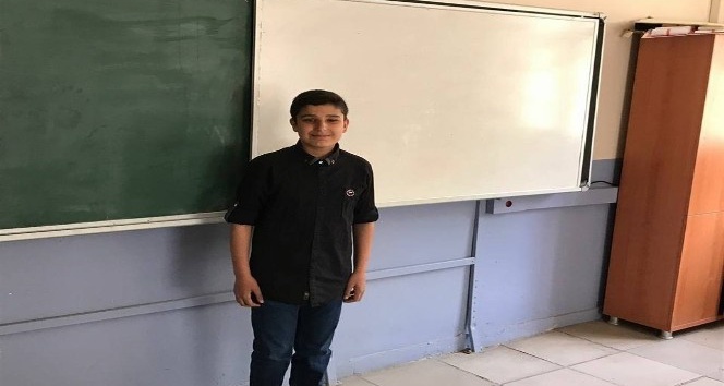 Beytüşşebaplı öğrenci TEOG’da Türkiye birincisi oldu