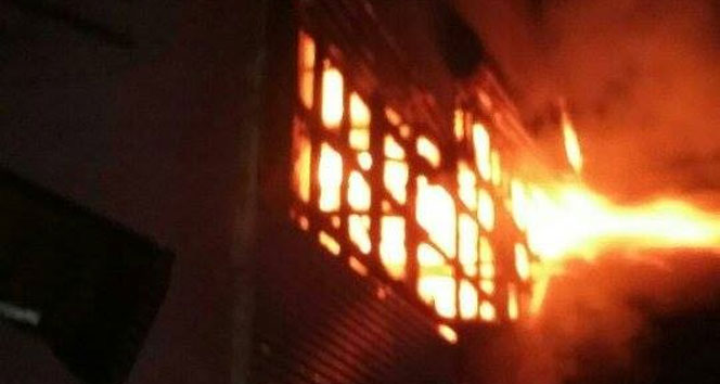 Emekli güvenlik korucunun evinde korkutan yangın