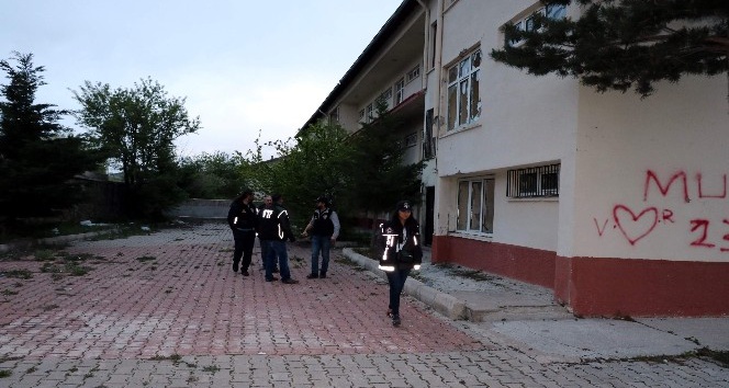 Yozgat’ta uyuşturucu operasyonu 2 gözaltı