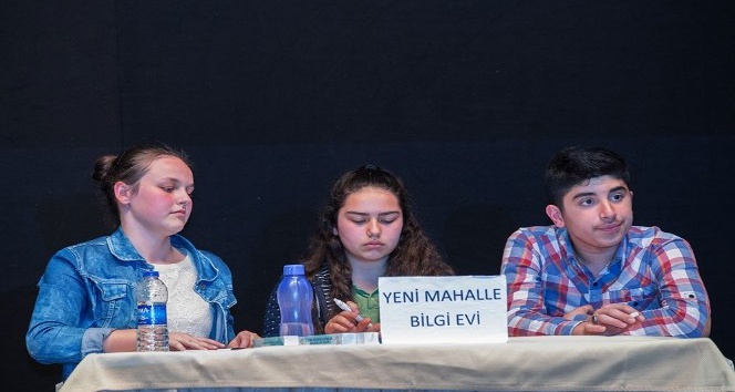 Gaziosmanpaşa Belediyesi Bilgi Evleri başarıya koşuyor