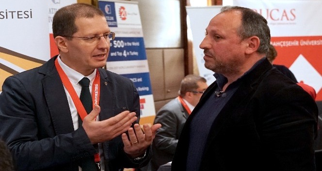 Köln’deki Türk Üniversiteleri Fuarına Anadolu Üniversitesi Açıköğretim Sistemi damgası