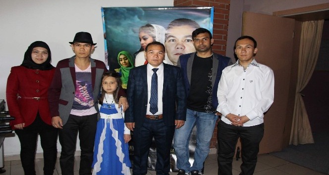 Afgan mültecilerin dramını ve insan kaçakçılığını konu alan film Trabzon’da gösterime girdi