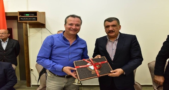 Spor spikeri Güven Göktaş Malatya basını ile bir araya geldi