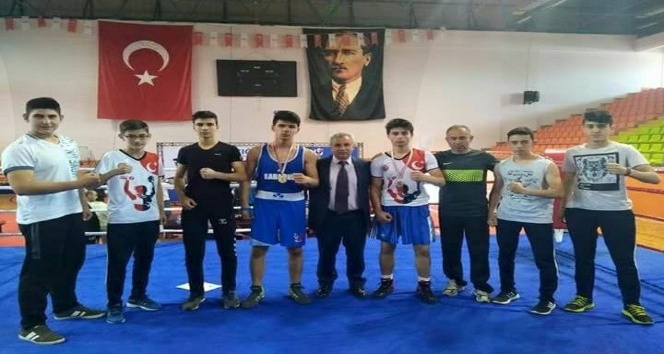 Gençler B Türkiye Boks Şampiyonasında Karabük rüzgarı