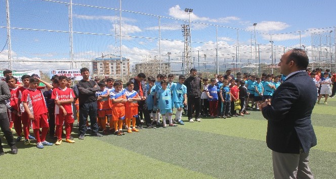 Ağrı’da Beşiktaş Futbol Okulu turnuva düzenledi