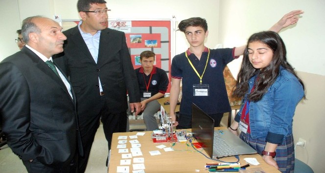 Bitlisli öğrencilerden bilime ve teknolojiye katkı