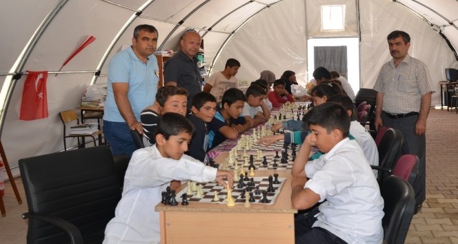 Samsat’ta satranç turnuvası düzenlendi