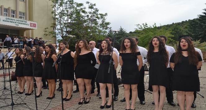 Kozan Meslek Yüksek Okulu’nda mezuniyet töreni