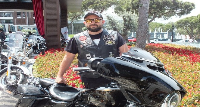 Harley Davidson tutkunları Antalya sürüşüne katıldı