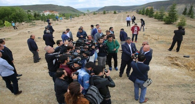 Başkan Çolakbayrakdar gazetecilere brifing verdi