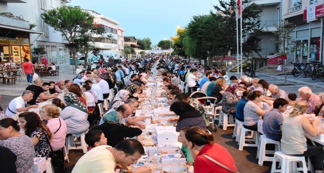 Süleymanpaşa Belediyesi mahalle iftarları başlıyor