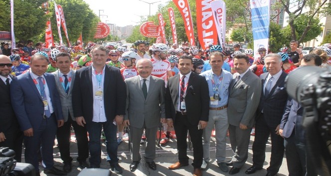 Mardin’de ‘Uluslararası Medeniyetler Bisiklet Turu’