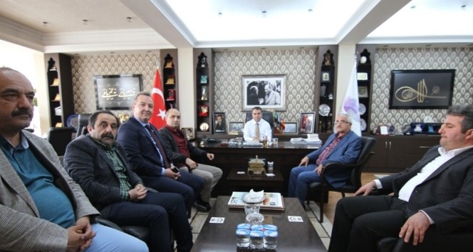 Tankut’tan Başkan Aksoy’a taziye ziyareti