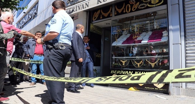 Gaziantep’te peçeli, maskeli soygun girişimi kanlı bitti: 1 ölü, 2 yaralı
