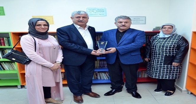 Esma Biltaci Kültür ve Sanat Merkezine ‘Murat Topgül’ Kütüphanesi açıldı