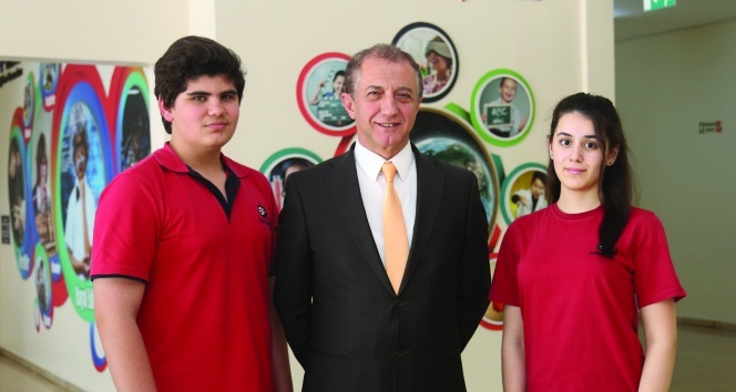 Türkiye’nin en iyi İngilizce konuşan öğrencileri İhlas Koleji’nden