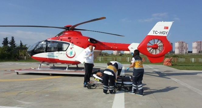 Kalp krizi geçiren şahıs ambulans helikopter ile hastaneye sevk edildi