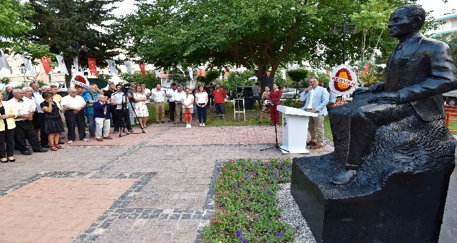 Cahit Sıtkı Tarancı anıt heykeli açıldı