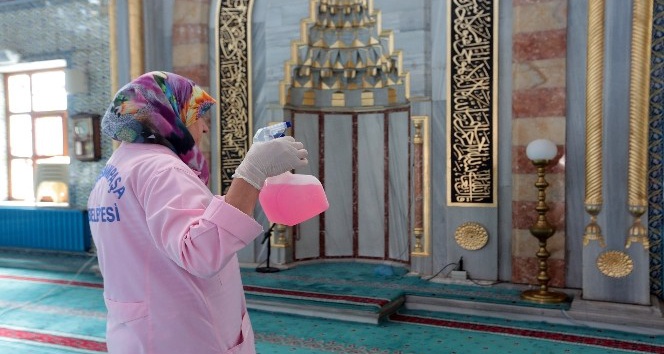 Gaziosmanpaşa camileri Ramazan’a hazırlanıyor