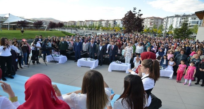 Mahalle konakları çalışmaları sergilendi
