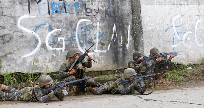 Filipinler’de çatışma: 31 terörist öldürüldü