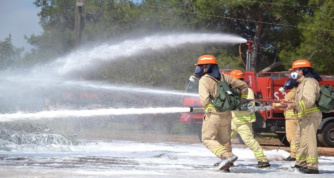 18 ülkeden 35 ormancı Mersin’de yangın tatbikatı yaptı