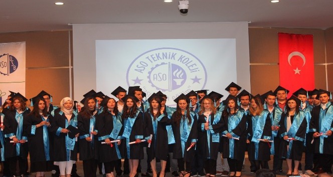 ASO Teknik Koleji’nde mezuniyet sevinci