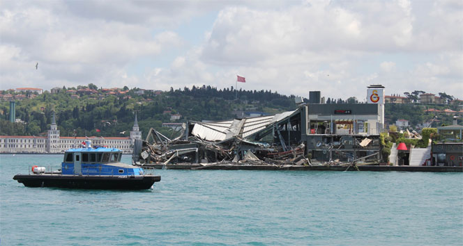 Galatasaray Adası&#039;nda yıkım çalışmaları sona erdi