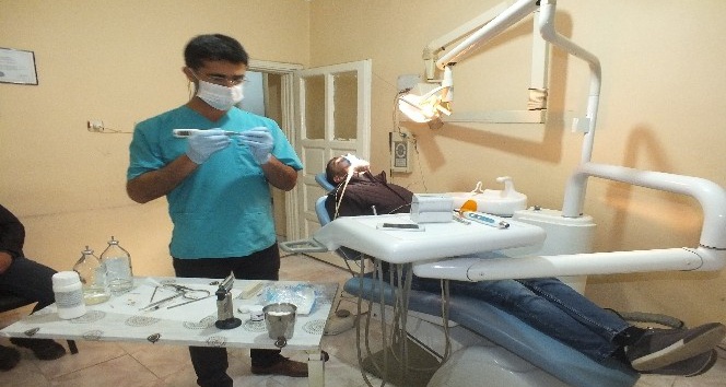 Malazgirt’in tek ağız ve diş sağlığı kliniği iftar sonrası da hizmet veriyor
