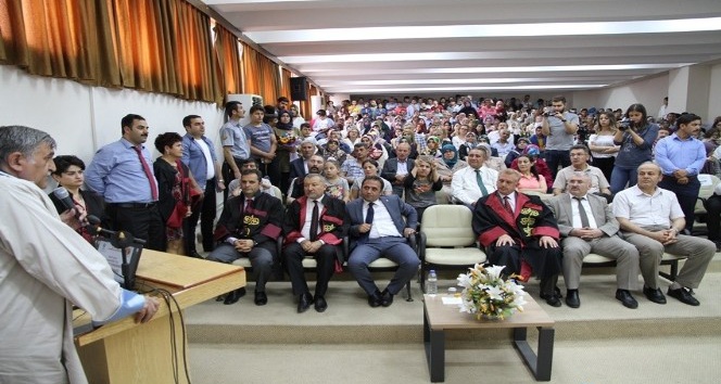 Harran Üniversitesi Veteriner Fakültesinin mezuniyet töreni
