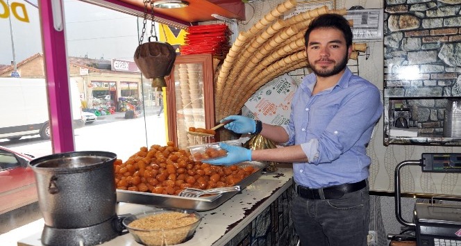 Sorgun’da tatlı satışları arttı