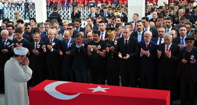 Şehit Tümgeneral Aydoğan Aydın son yolculuğuna uğurlandı