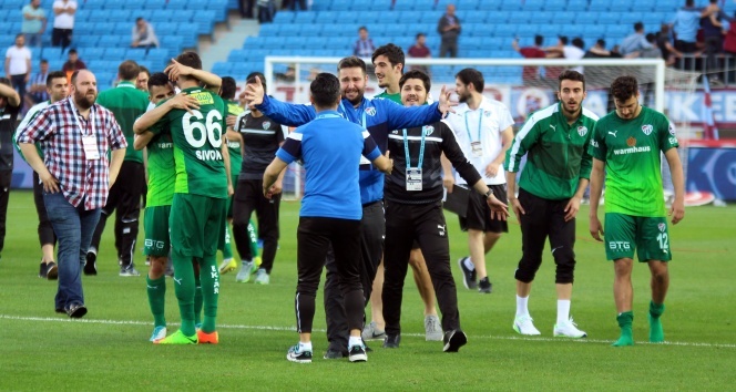 ÖZET İZLE: Trabzonspor 1-2 Bursaspor| Çaykur Rizespor 1-0 Aytemiz Alanyaspor! (Maçların geniş özeti ve golleri izle)