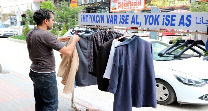 Yozgat’ta ’İhtiyacın varsa al, yoksa as’ kampanyası