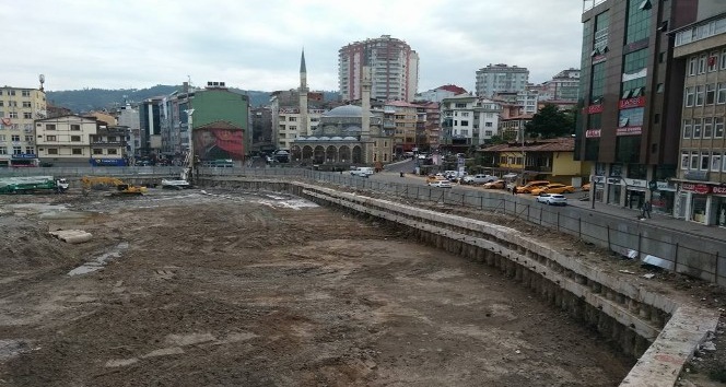 Rize’de otopark inşaatı yeniden başlıyor