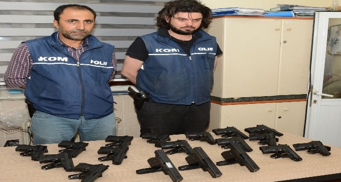 PKK’nın silah taşıyıcısı 18 tabancayla Aksaray’da yakalandı