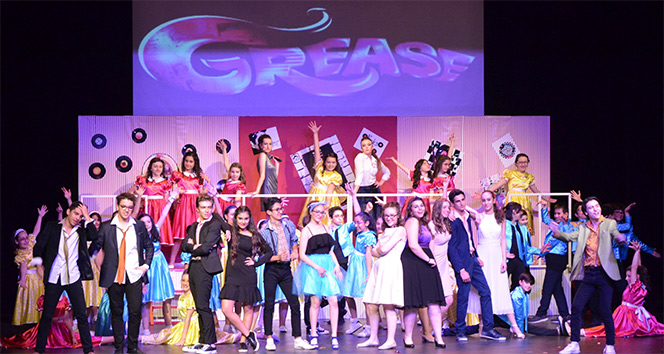 Grease Müzikali Ankara&#039;da sahnelendi