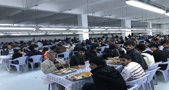 Forum Kapadokya’nın iftar sofrasına yoğun katılım