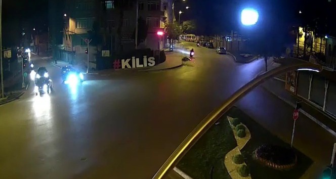 Motosiklet kazaları saniye saniye kamerada