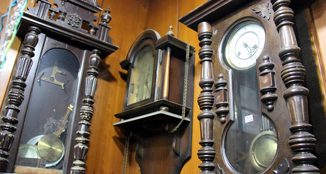 1 asırlık antika saatler