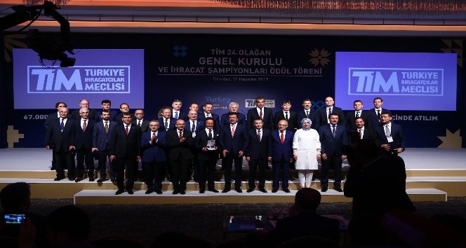 Sendika Merinos Fabrikasi Koronaviruse Yakalanan Iscileri Cezalandiracagini Bildirdi Onedio Com