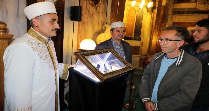 Yozgat’ta Sakal-ı Şerif’e vatandaşlar yoğun ilgi gösterdi