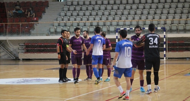 Futsalda finalistler belli oldu